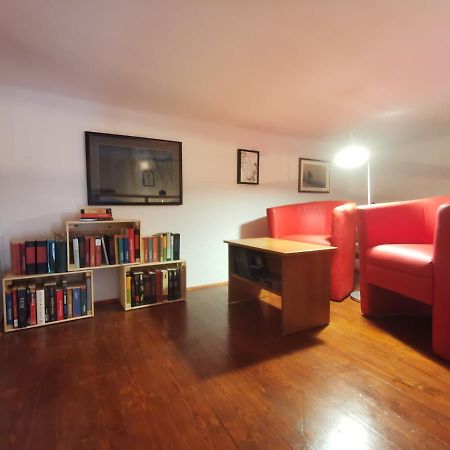 Studio Apartman Galerija บูเซต ภายนอก รูปภาพ